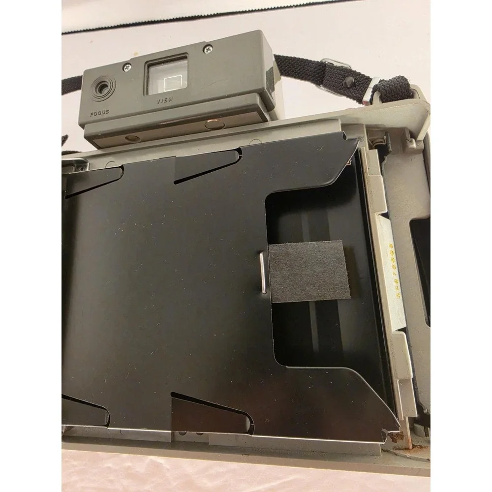 Polaroid Automatic 330 Land Camera Kit Case Flash Bulbs Accessories Vintage